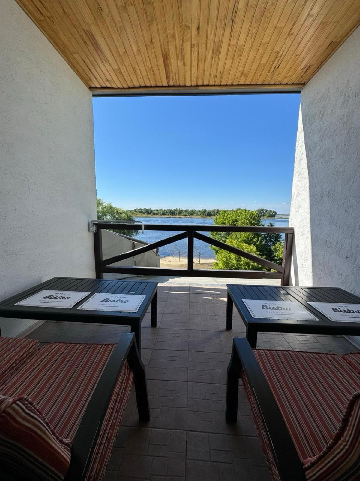 Mayak Resort Kam'yani Potoky Стая снимка